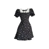 Чёрная короткая юбка