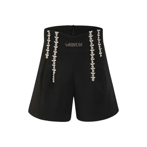 ARTE PURA Повседневные шорты Женские Черные