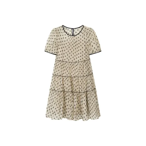 Короткое платье с короткими рукавами женское с сердцем цветочный дизайн