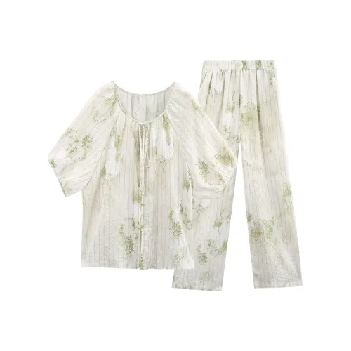 A paradise for awakening Повседневный костюм женский зеленый