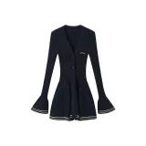 Темно-синий