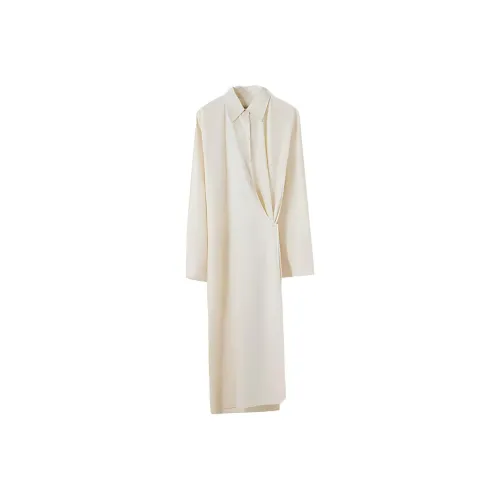 Lemaire Длинное платье с длинными рукавами женское кремового цвета