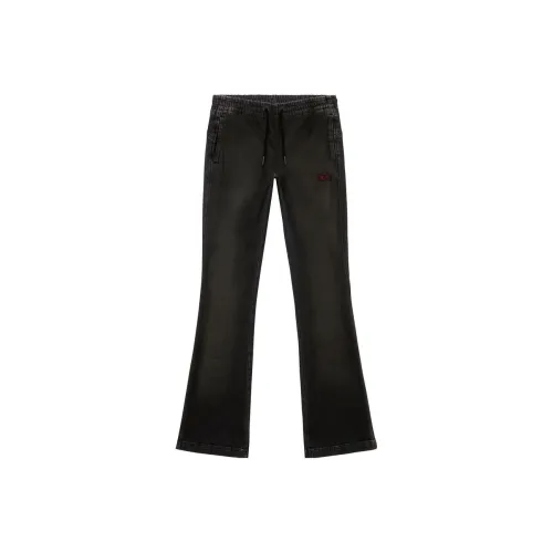 DIESEL Женские джинсы черного цвета