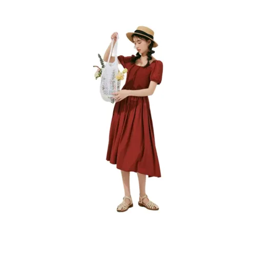 ZIHAN Короткое платье с короткими рукавами женское