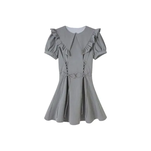 CHARM GLOW Короткое платье с короткими рукавами женское серое