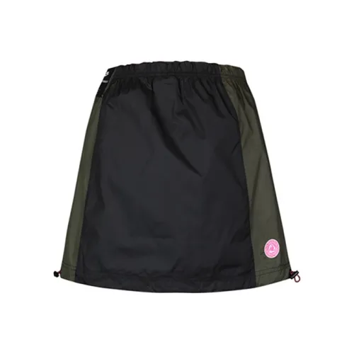 Nike Повседневные Юбки Женские Черный Сумеречный Желтый