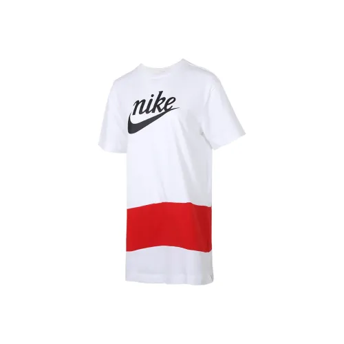 NIKE Белый/Красный Женские Платья с Коротким Рукавом