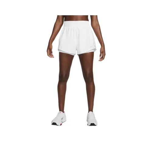 nike one Повседневные шорты Женские Белые