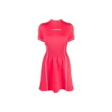 Персиково-розовый