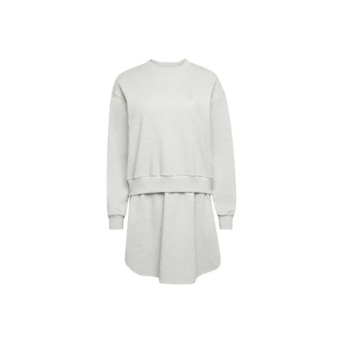 JW Anderson Светло-серый Женские Длинные Платья с Рукавами