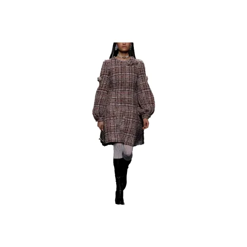 CHANEL FW23 Длинное платье с длинными рукавами розовое женское