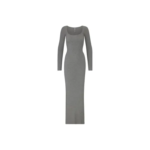 Skims SOFT LOUNGE Collection Серый Женские Длинные Платья с Рукавами
