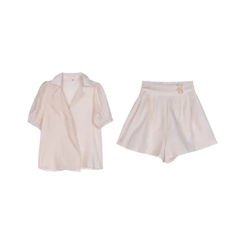 Leather Cat Женские Повседневные костюмы