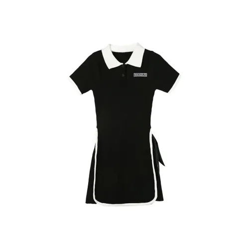 YITOUAGUA Черное Женское Короткое Платье с Короткими Рукавами