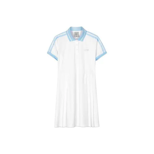 Skechers Короткое платье с короткими рукавами женское ярко-белое