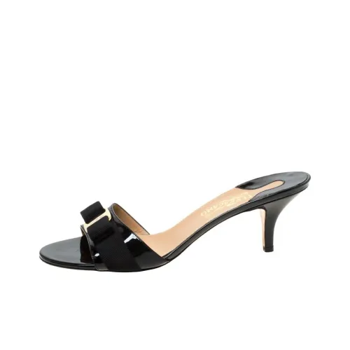 Ferragamo Слипоны Женские Черные