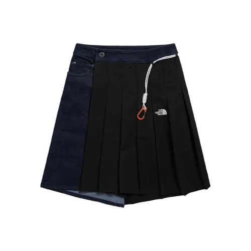 The North Face Женские джинсовые шорты черного цвета