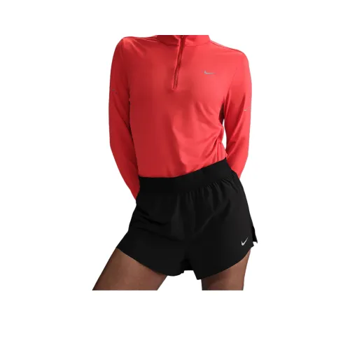 Nike Повседневные шорты Женские Черные