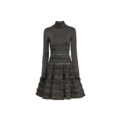 Alaia Черное Женское Длинное Платье с Рукавами