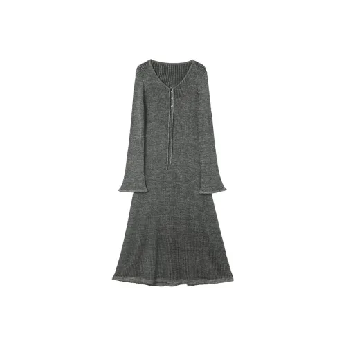 3COLOUR Длинное платье с длинными рукавами женское серо-вересковый