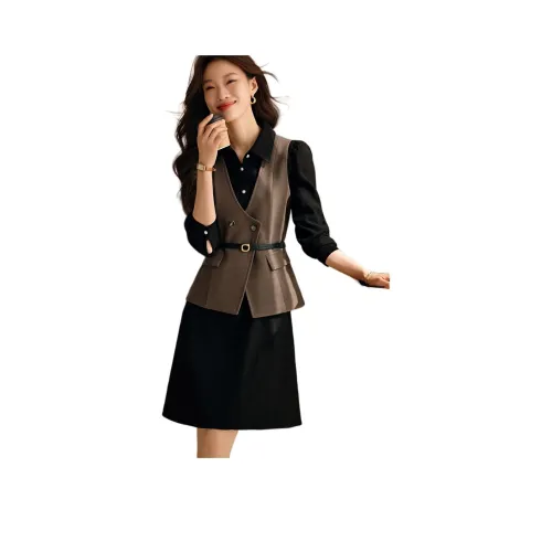 Mo Han Yi Mei Повседневный костюм женский цвет хаки + черный