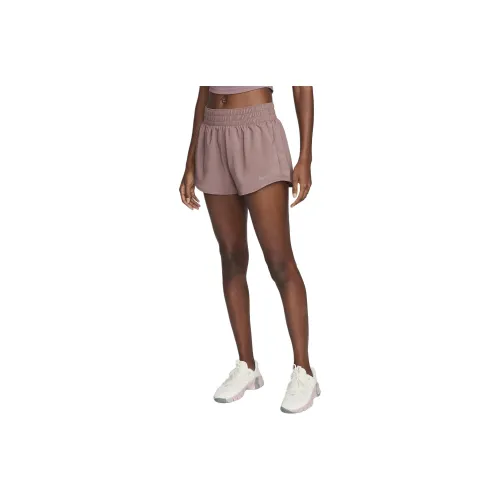 nike one Повседневные шорты Женские Smoke Lilac