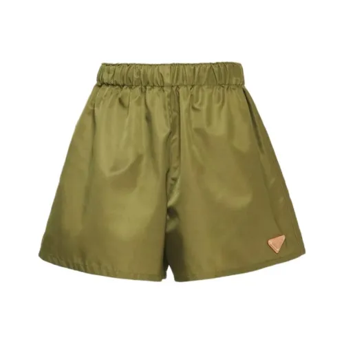 PRADA Повседневные шорты Женские Зеленые