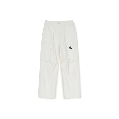 Mlb Base Logo New York Yankees Cargo Pants Women's Ecru