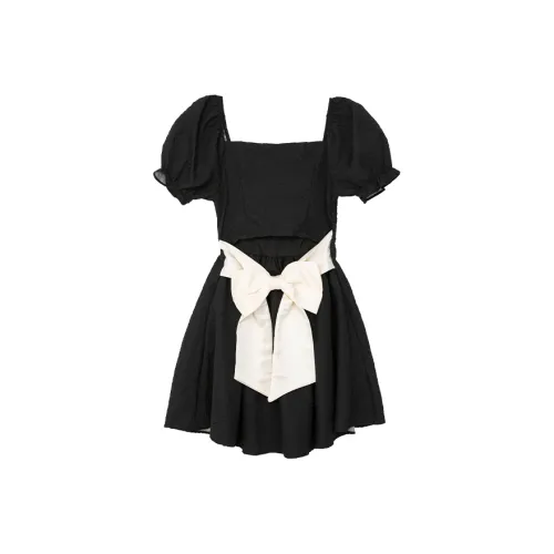 SUNSUNTOWN Короткое платье с короткими рукавами летнее женское