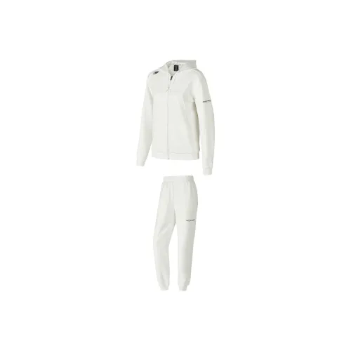 Skechers Basic Sports Series Зефирный белый/0074 Женские Повседневные костюмы