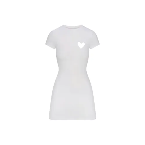 SKIMS Valentine's Day Collection SS25 Хлопок Джерси Сердце Мини Платье Короткий Рукав Платье Женские Снег Снег