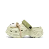 Светло-зеленый