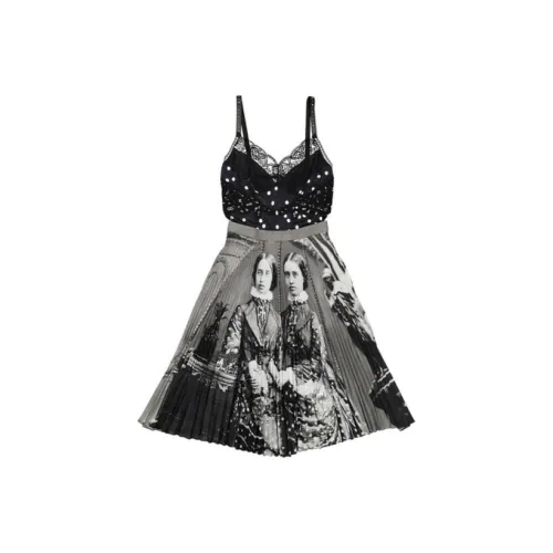 Burberry Черные Женские Слиплатья