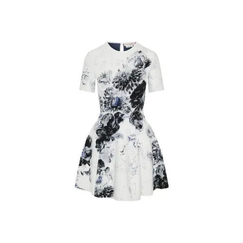 Alexander McQueen Белое Женское Короткое Платье с Рукавами