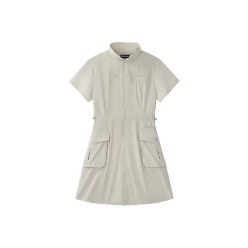 FILA FUSION FILA FUSION XWORKWEAR SS25 Короткий рукав Платье Женское Пшенично-бежевый Хаки