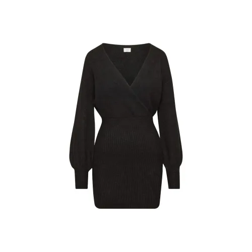 ARITZIA WILFRED Elsie Платье Длинное с длинными рукавами Женское Черное Черное