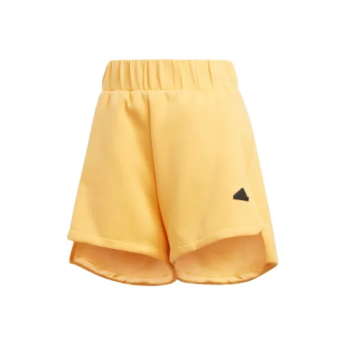 Adidas Z.N.E. Шорты Повседневные шорты Женские Желтые