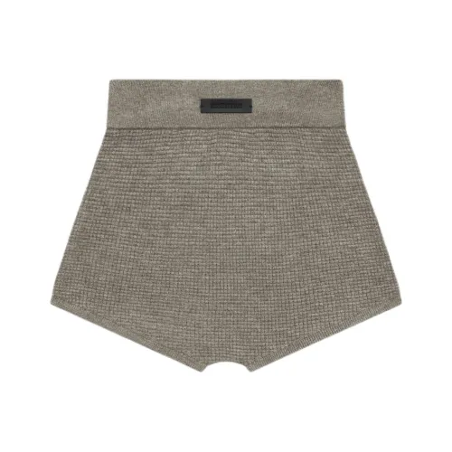 Fear of God Essentials Темно-пыльно-серый/Вересковый серый Женские Повседневные шорты