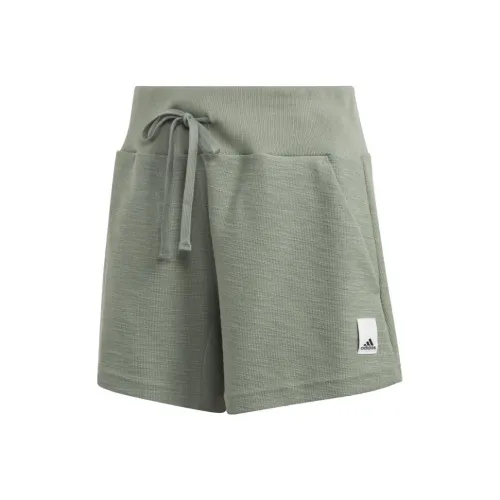 Adidas Светло-зеленые Женские Спортивные Шорты