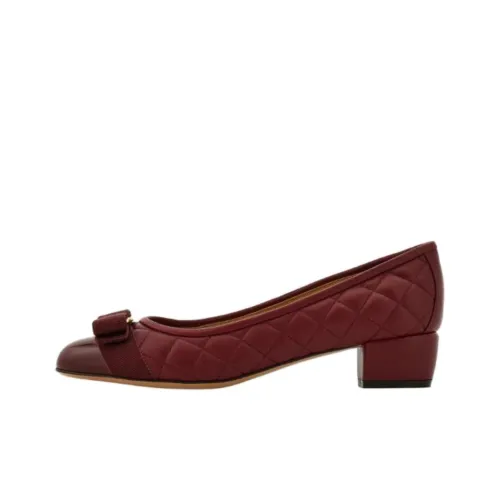 Ferragamo Vara Высокие каблуки Женские