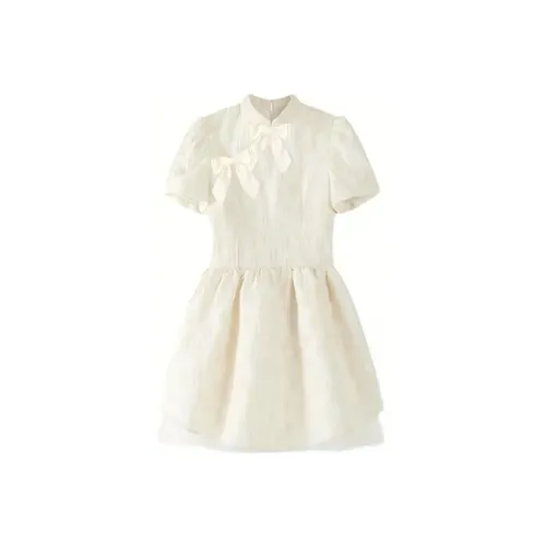 ZUKIZUKI Короткое платье с короткими рукавами женское абрикосового цвета