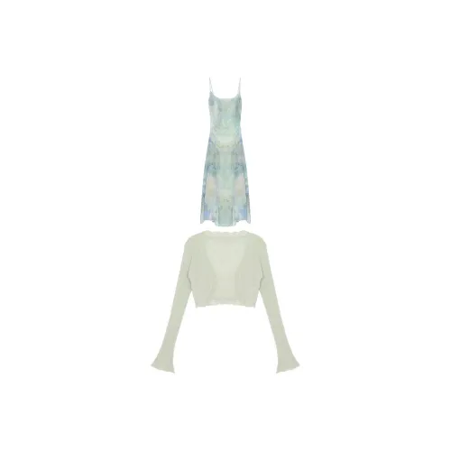 A small wild berry Комплект с юбкой Женские Зеленый