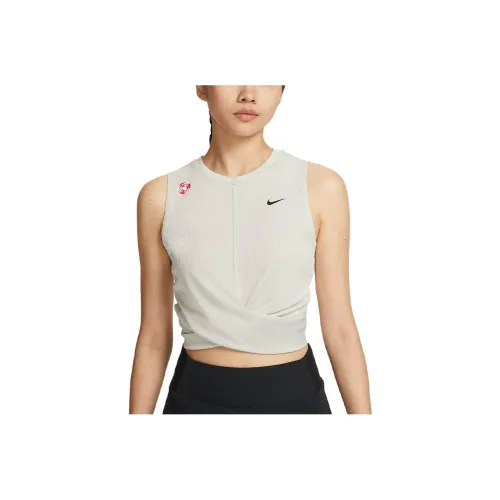 nike Спортивные жилеты Женские Светлый костный