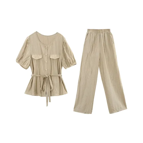 A paradise for awakening Повседневный костюм женский