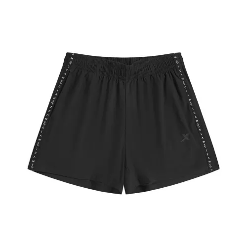 XTEP Глубокий черный Женские спортивные шорты
