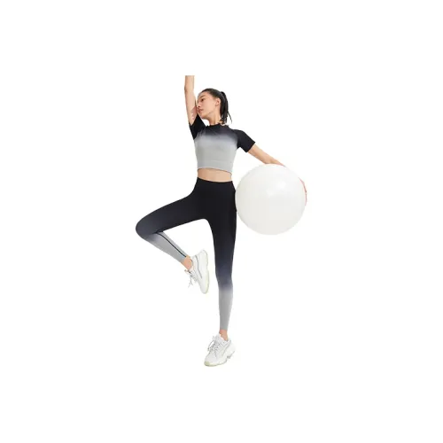 MOLY VIVI Женские фитнес-комплекты