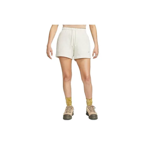 NIKE Белые Женские Спортивные Шорты