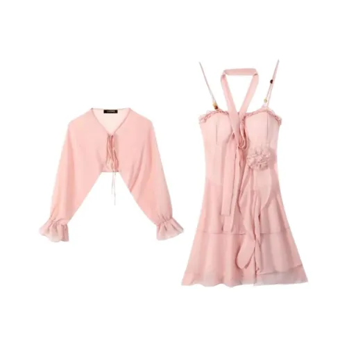 The King and the Nightingale Комплект с юбкой Женские Розовый