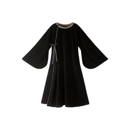 Qian Xiaoqiu Ханьфу Женская Красота Crow