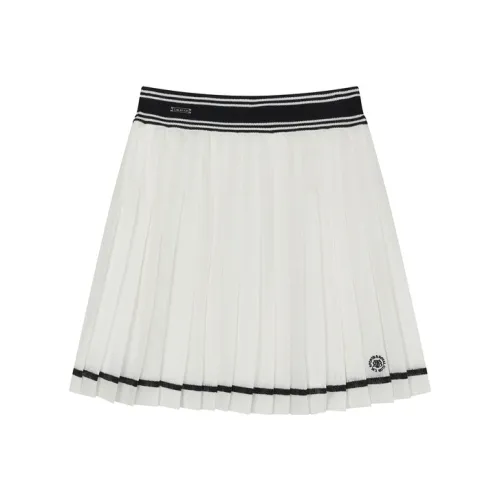 Teenie Weenie Повседневные короткие юбки Женские Белые
